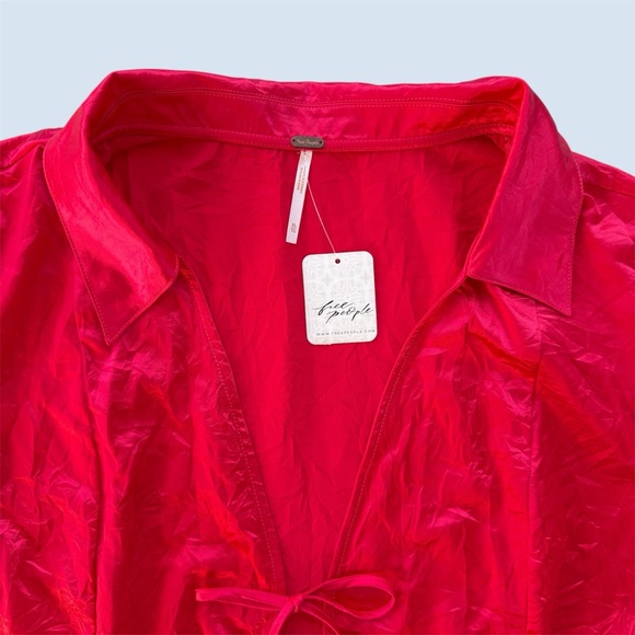 Free People Retro Red Star Eyes Crinkle Satin Collared Top ~ Women’s XL - Picture 7 of 9